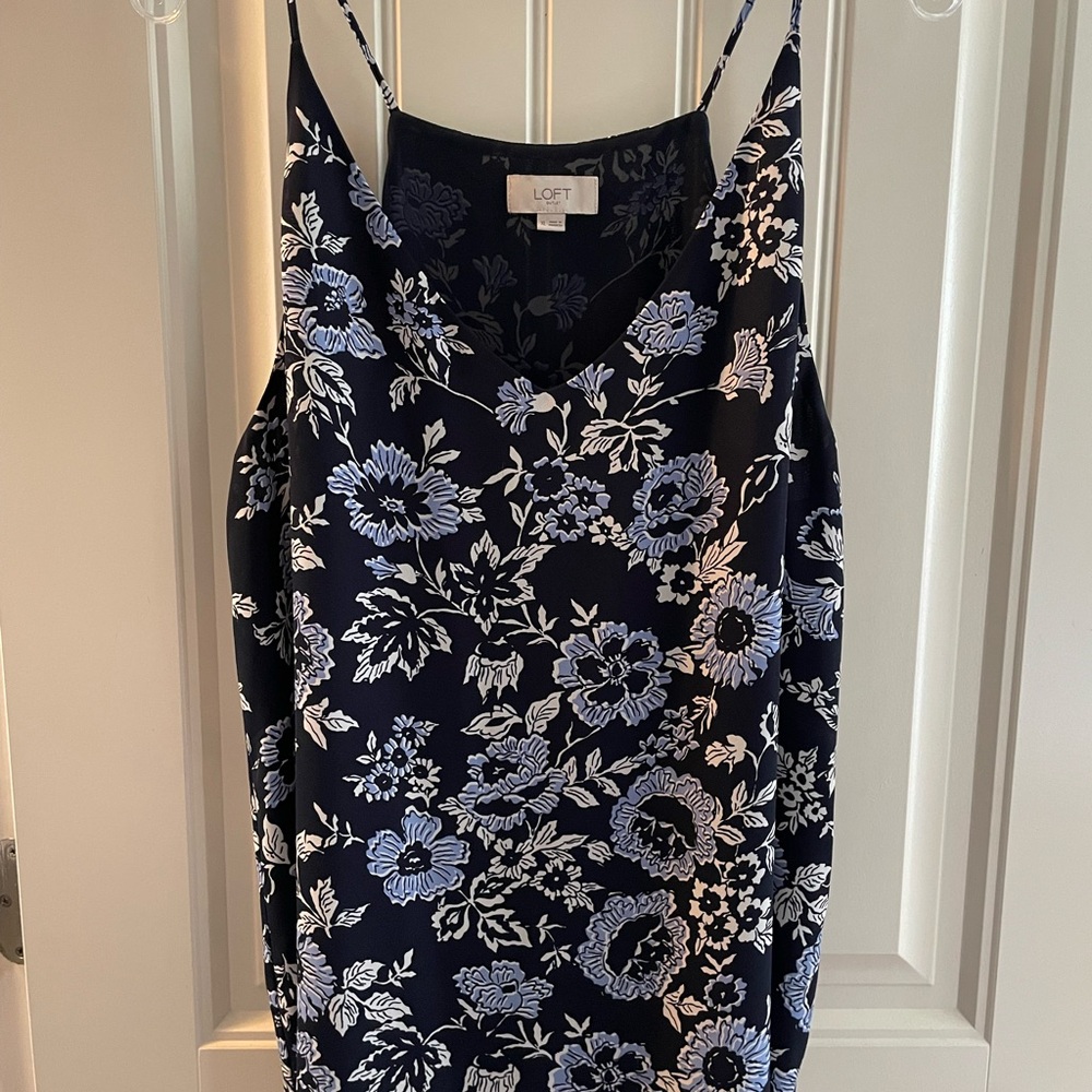 LOFT Women's Floral Top - Navy Blue